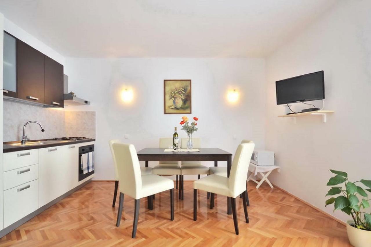 Apartments Perla ミミツェ エクステリア 写真