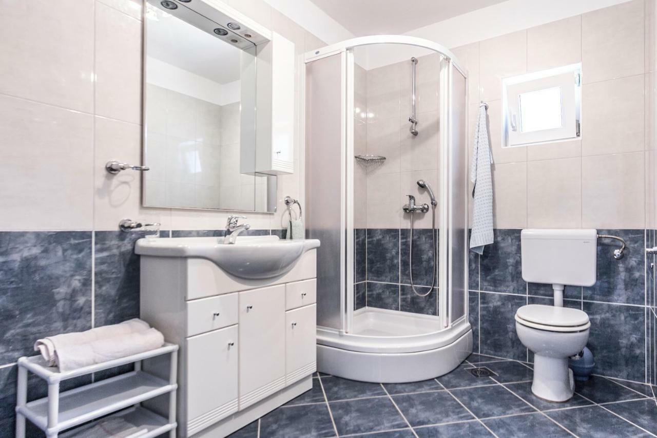 Apartments Perla ミミツェ エクステリア 写真